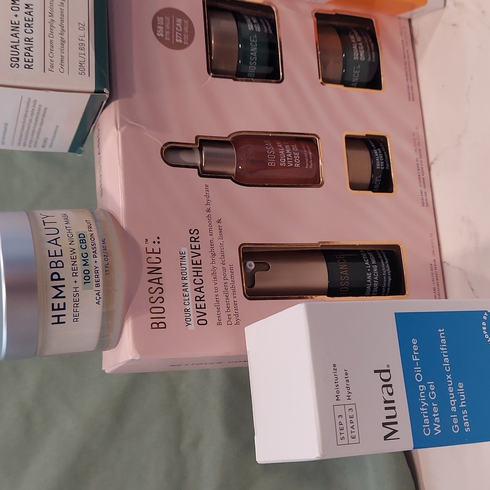 Beauty Bundle - Picture 2 of 3